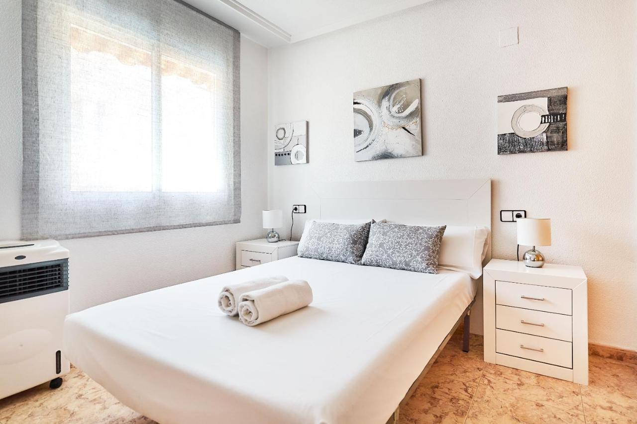 Espanhouse David 2 Bedroom Apartment Torrevieja With Pool Exterior foto